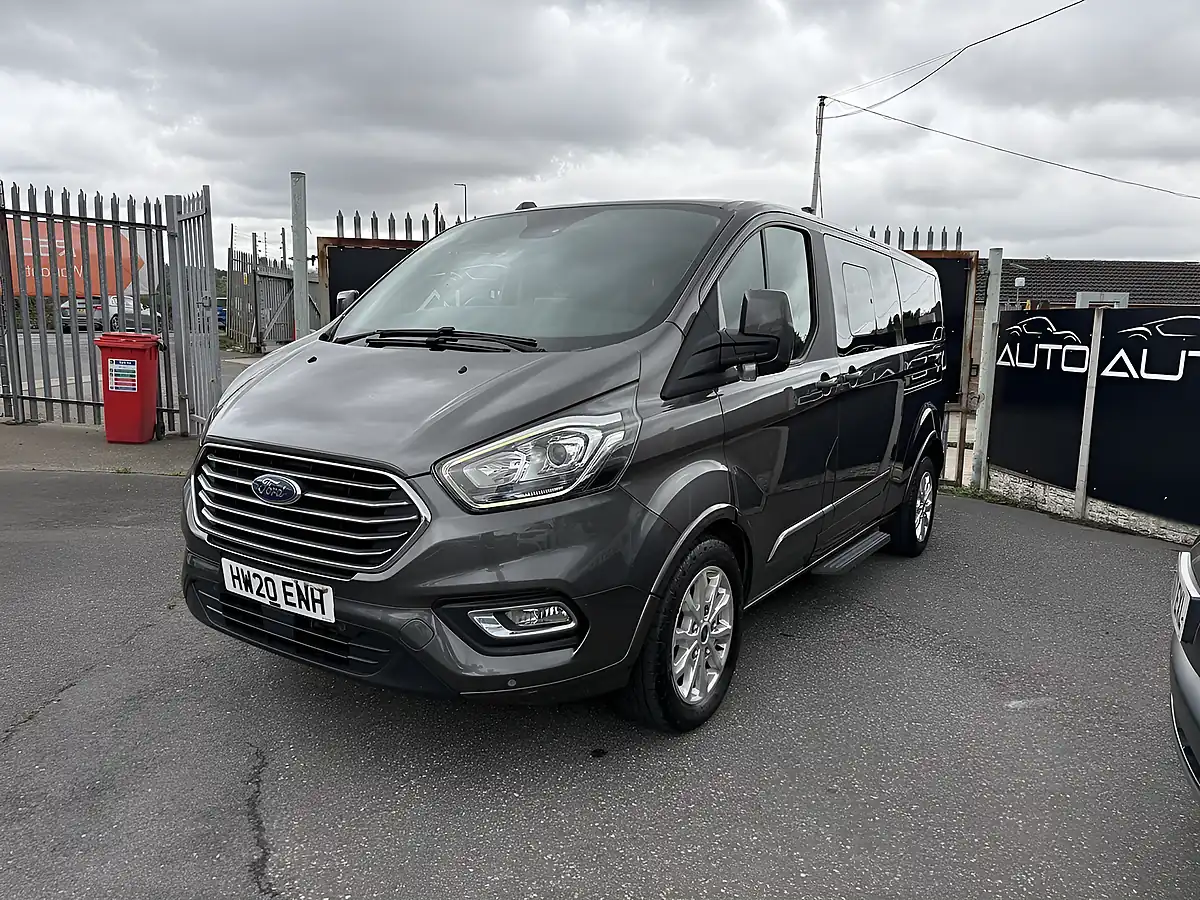 Used 2020 Ford Tourneo Custom Titanium Grey - Interior and Exterior details 3