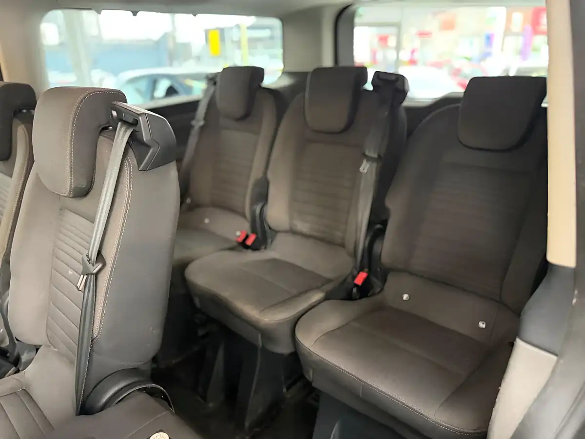 Used 2020 Ford Tourneo Custom Titanium Grey - Interior and Exterior details 11