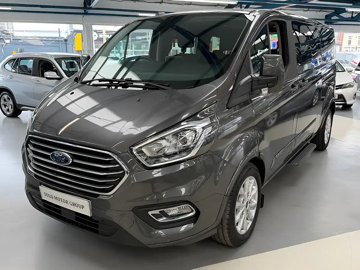 Used 2020 Ford Tourneo Custom Titanium Grey - Interior and Exterior details 4