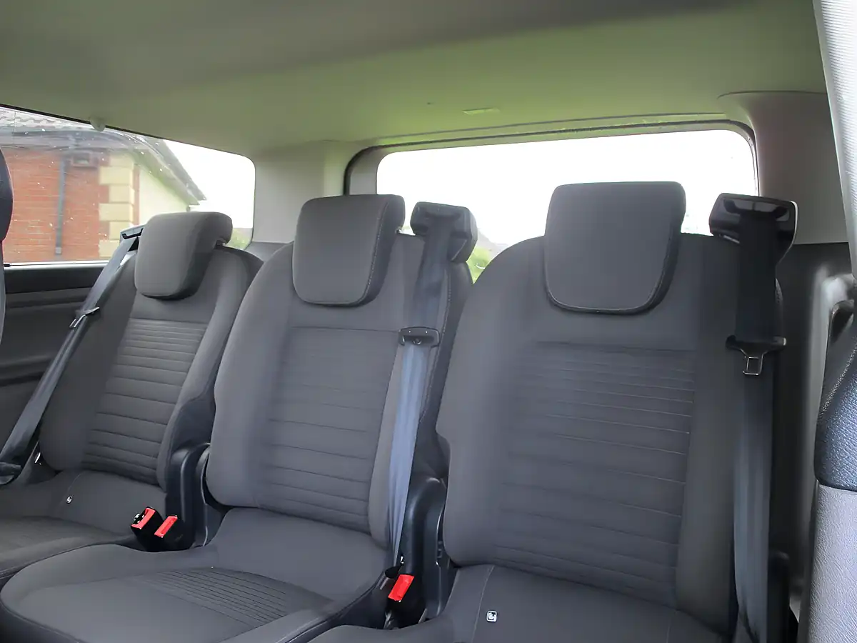 Used 2020 Ford Tourneo Custom Titanium Silver - Interior and Exterior details 14