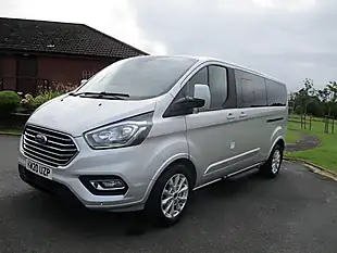 Used 2020 Ford Tourneo Custom Titanium Silver - Interior and Exterior details 4