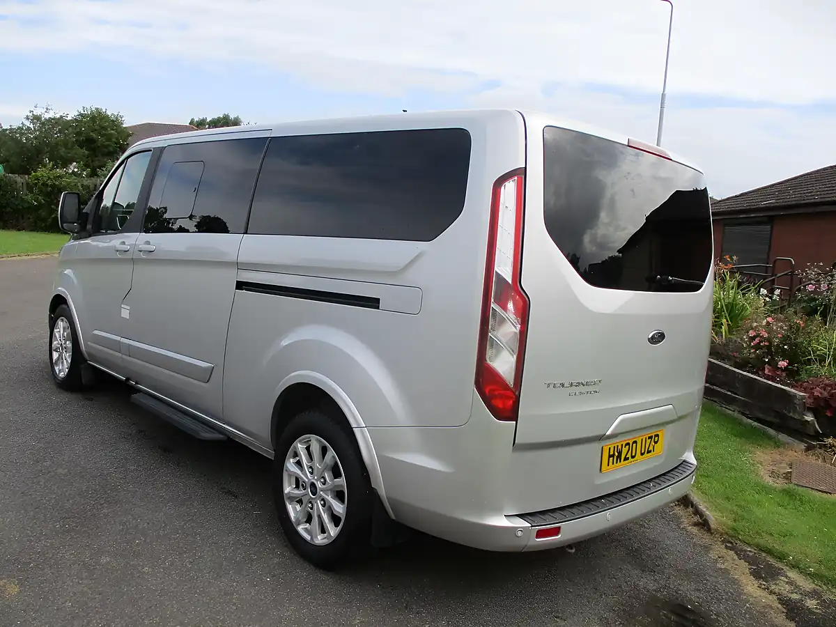 Used 2020 Ford Tourneo Custom Titanium Silver - Interior and Exterior details 6