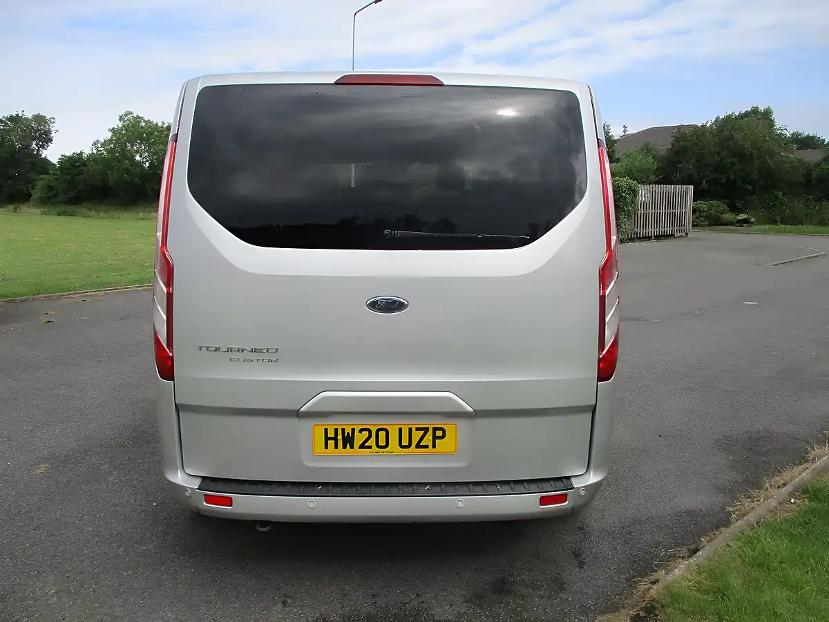 Used 2020 Ford Tourneo Custom Titanium Silver - Interior and Exterior details 7