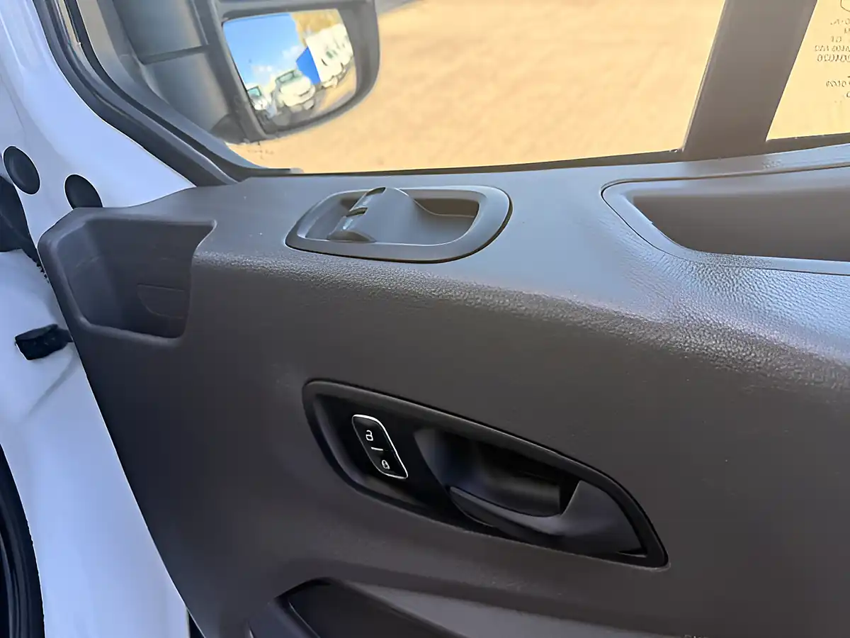 Used 2020 Ford Transit 350 Leader White - Interior and Exterior details 17