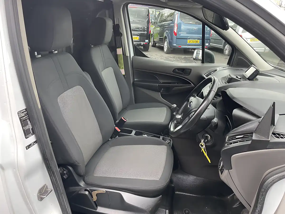 Used 2020 Ford Transit Connect Base Swb White - Interior and Exterior details 14