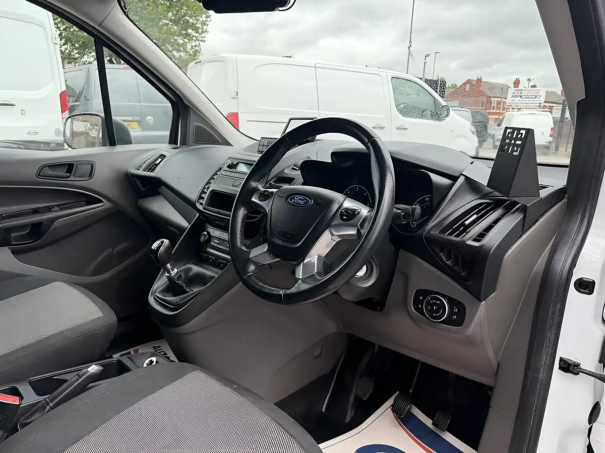 Used 2020 Ford Transit Connect L1 (swb) White - Interior and Exterior details 3