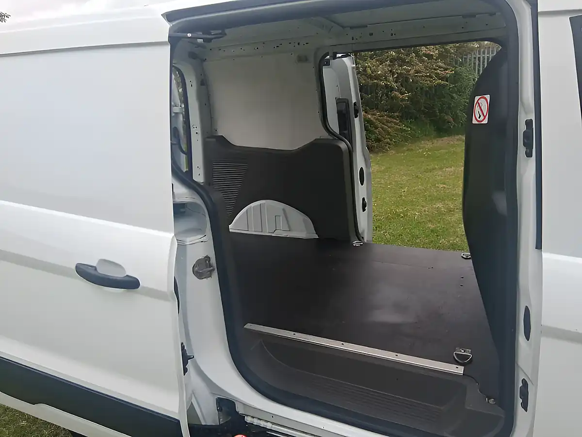 Used 2020 Ford Transit Connect Leader White - Interior and Exterior details 11