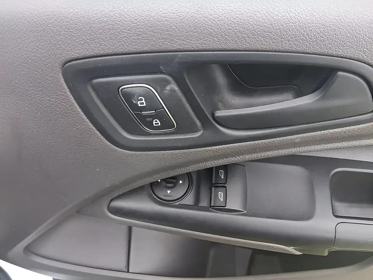 Used 2020 Ford Transit Connect Leader White - Interior and Exterior details 18