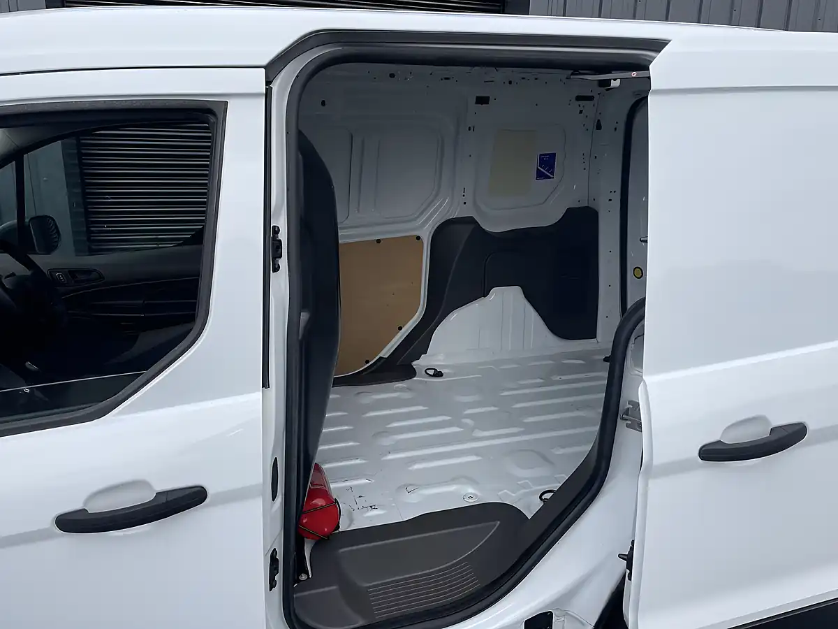 Used 2020 Ford Transit Connect Leader White - Interior and Exterior details 8