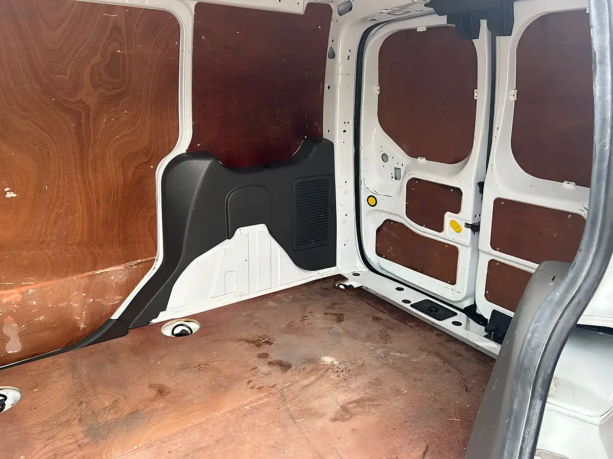 Used 2020 Ford Transit Connect Leader White - Interior and Exterior details 18