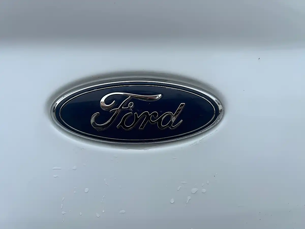 Used 2020 Ford Transit Connect Leader White - Interior and Exterior details 9