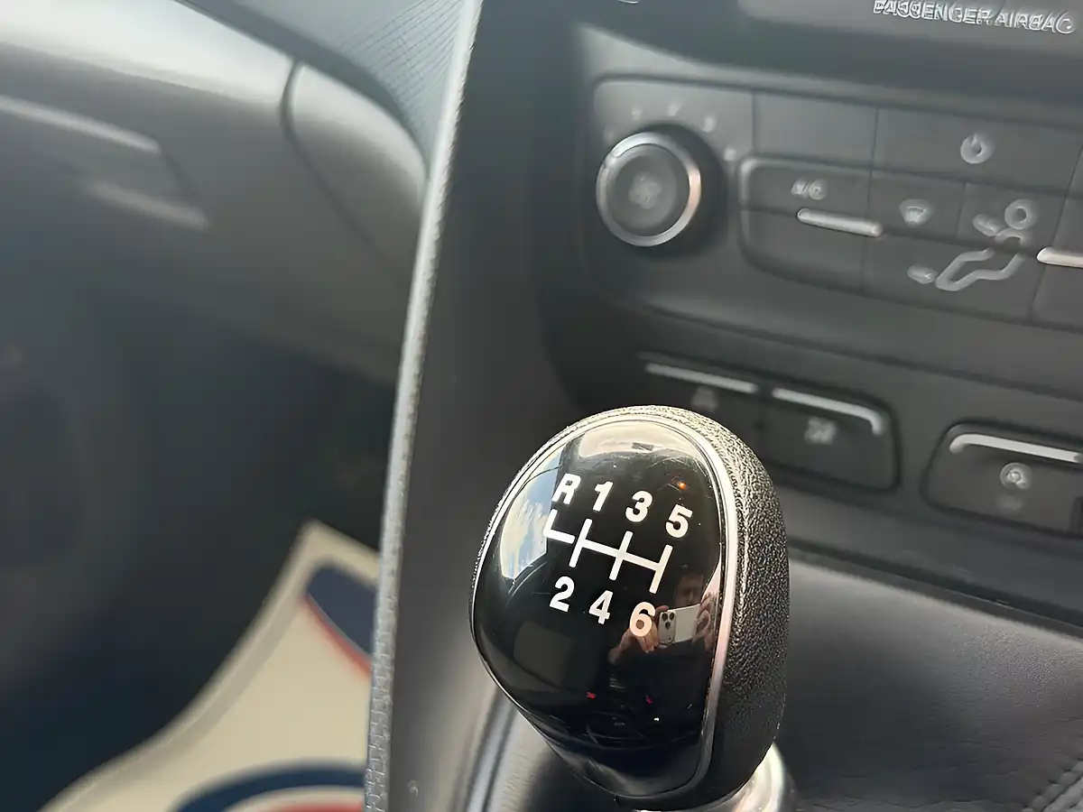 Used 2020 Ford Transit Connect Leader White - Interior and Exterior details 17