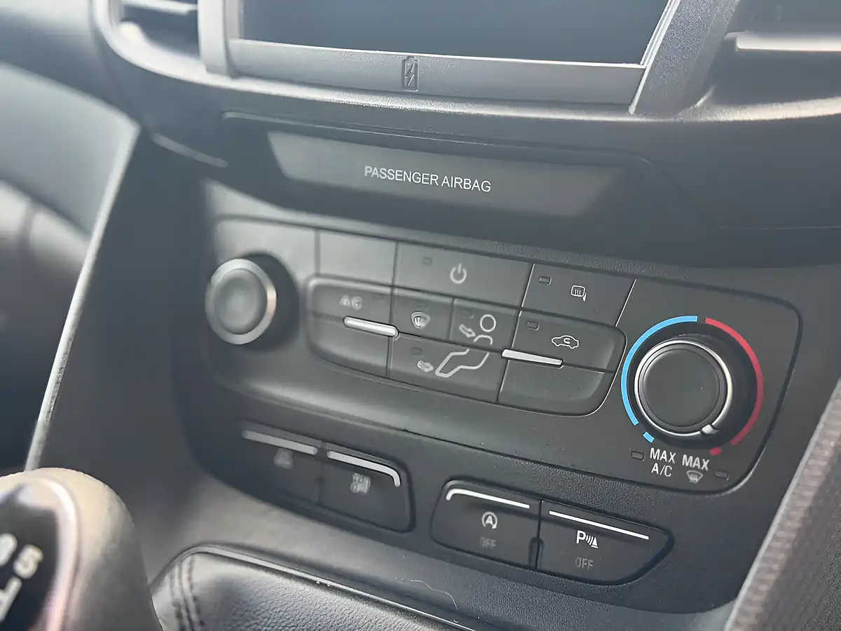 Used 2020 Ford Transit Connect Leader White - Interior and Exterior details 20