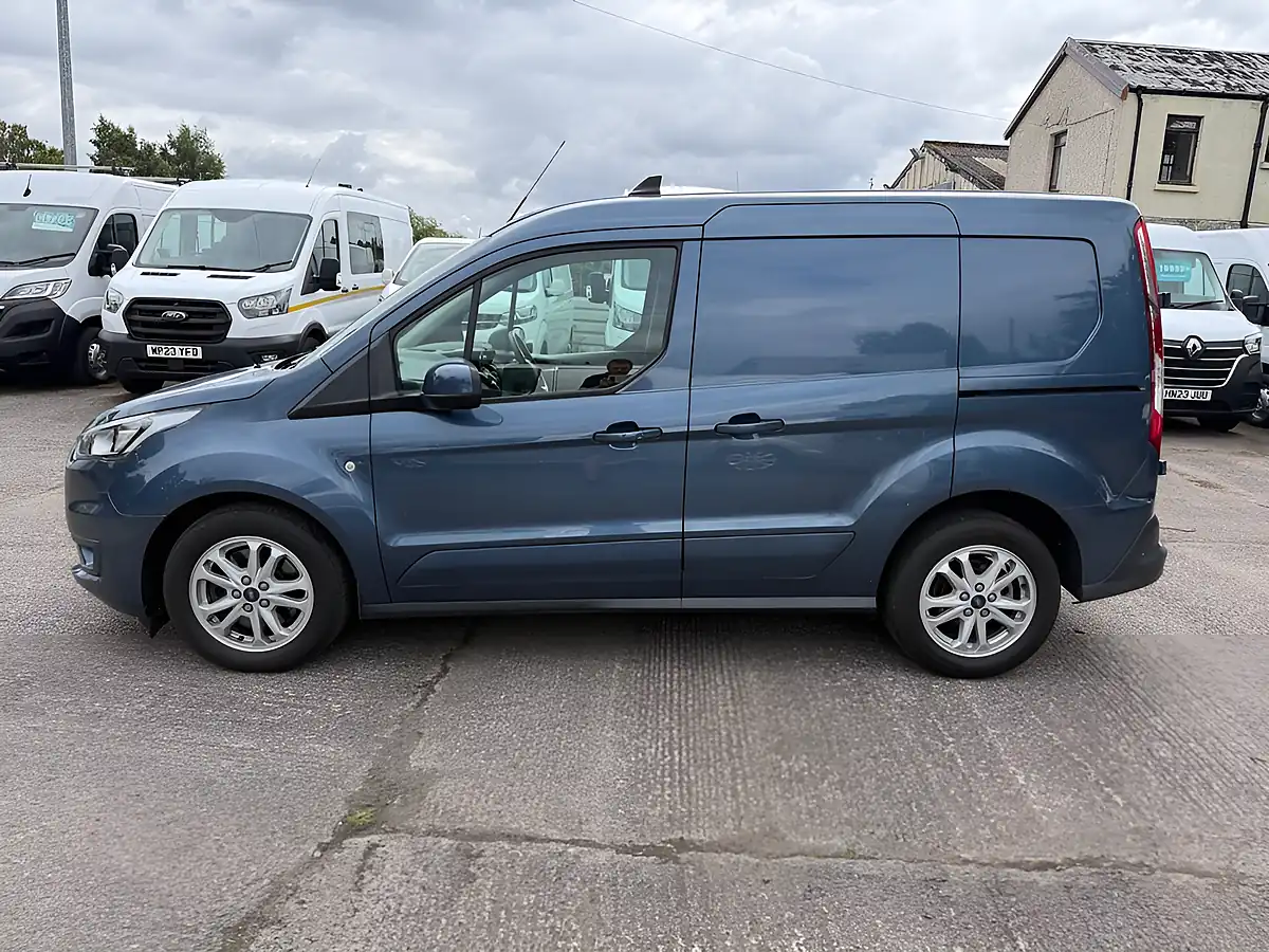 Used 2020 Ford Transit Connect Limited Blue - Interior and Exterior details 6