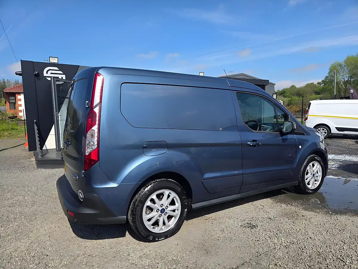 Used 2020 Ford Transit Connect Limited Blue - Interior and Exterior details 4