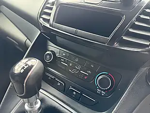 Used 2020 Ford Transit Connect Limited Blue - Interior and Exterior details 3