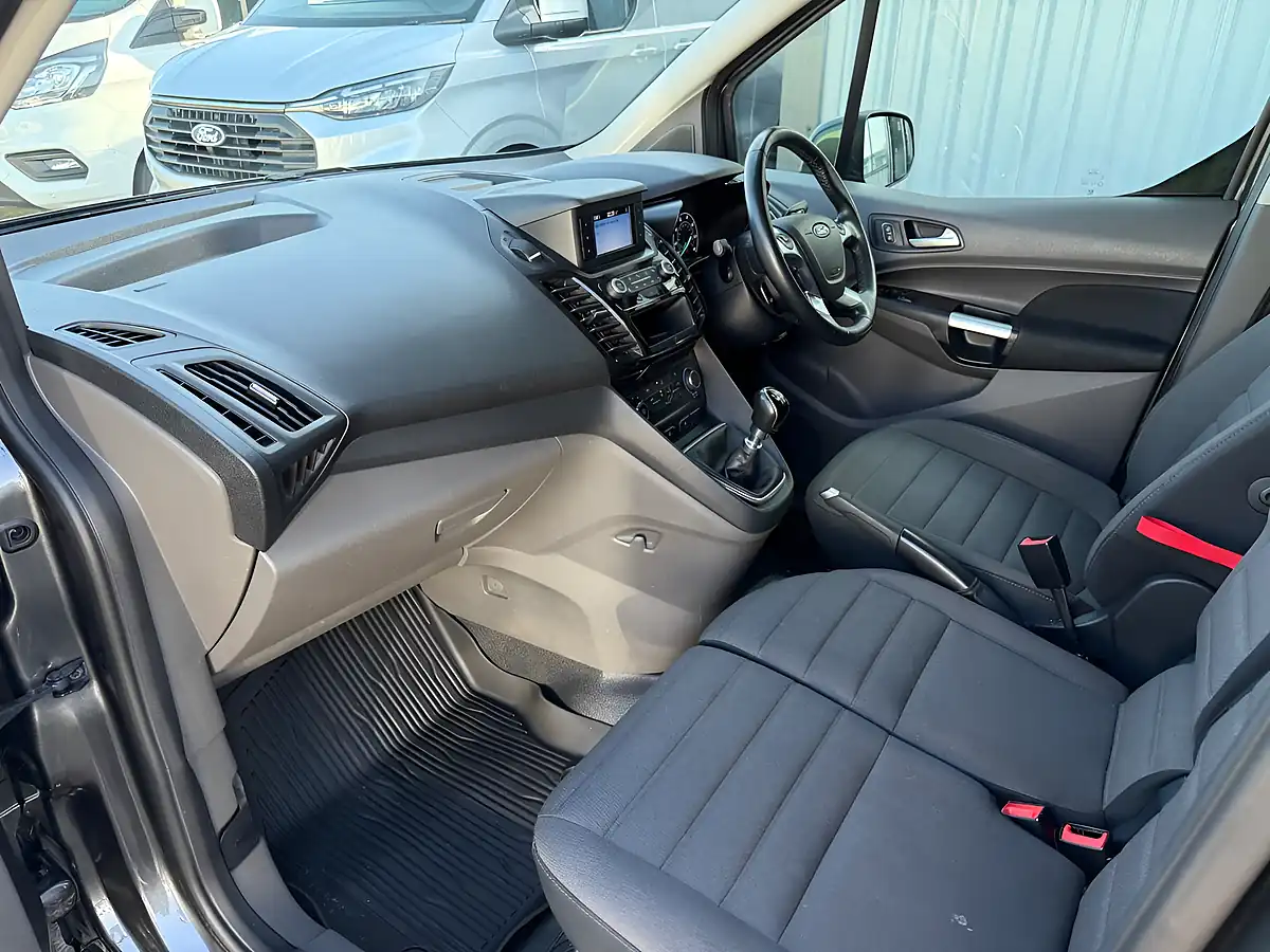 Used 2020 Ford Transit Connect Limited Grey - Interior and Exterior details 19
