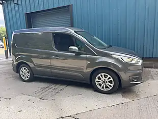 Used 2020 Ford Transit Connect Limited Grey - Interior and Exterior details 4