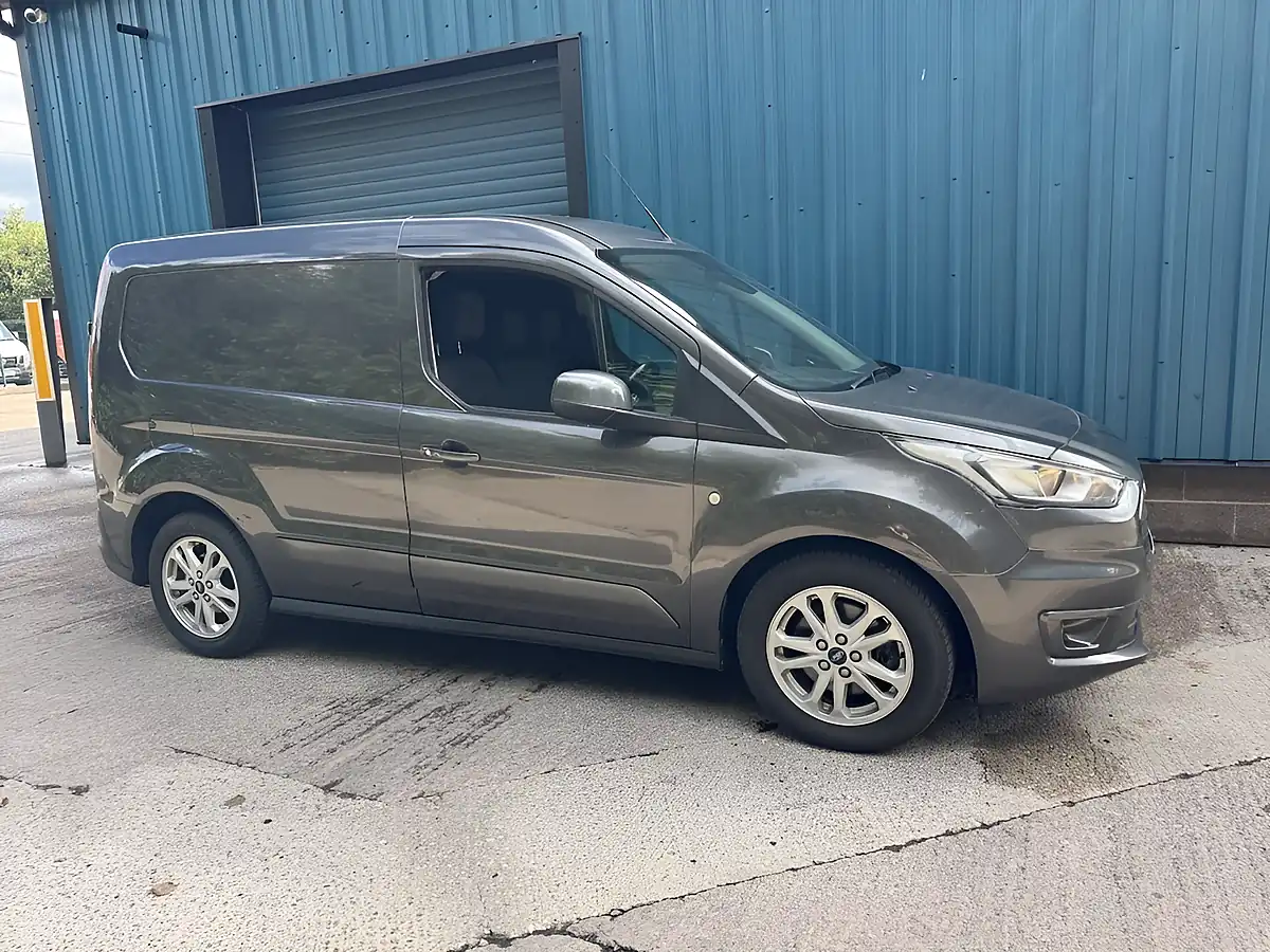 Used 2020 Ford Transit Connect Limited Grey - Interior and Exterior details 4