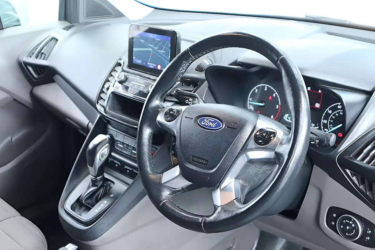 Used 2020 Ford Transit Connect Limited Grey - Interior and Exterior details 16