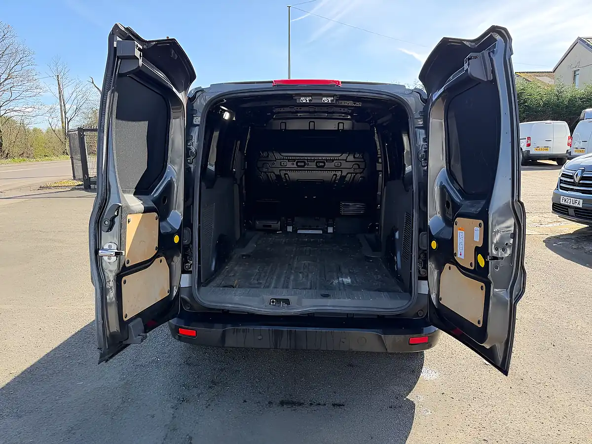 Used 2020 Ford Transit Connect Limited Grey - Interior and Exterior details 5