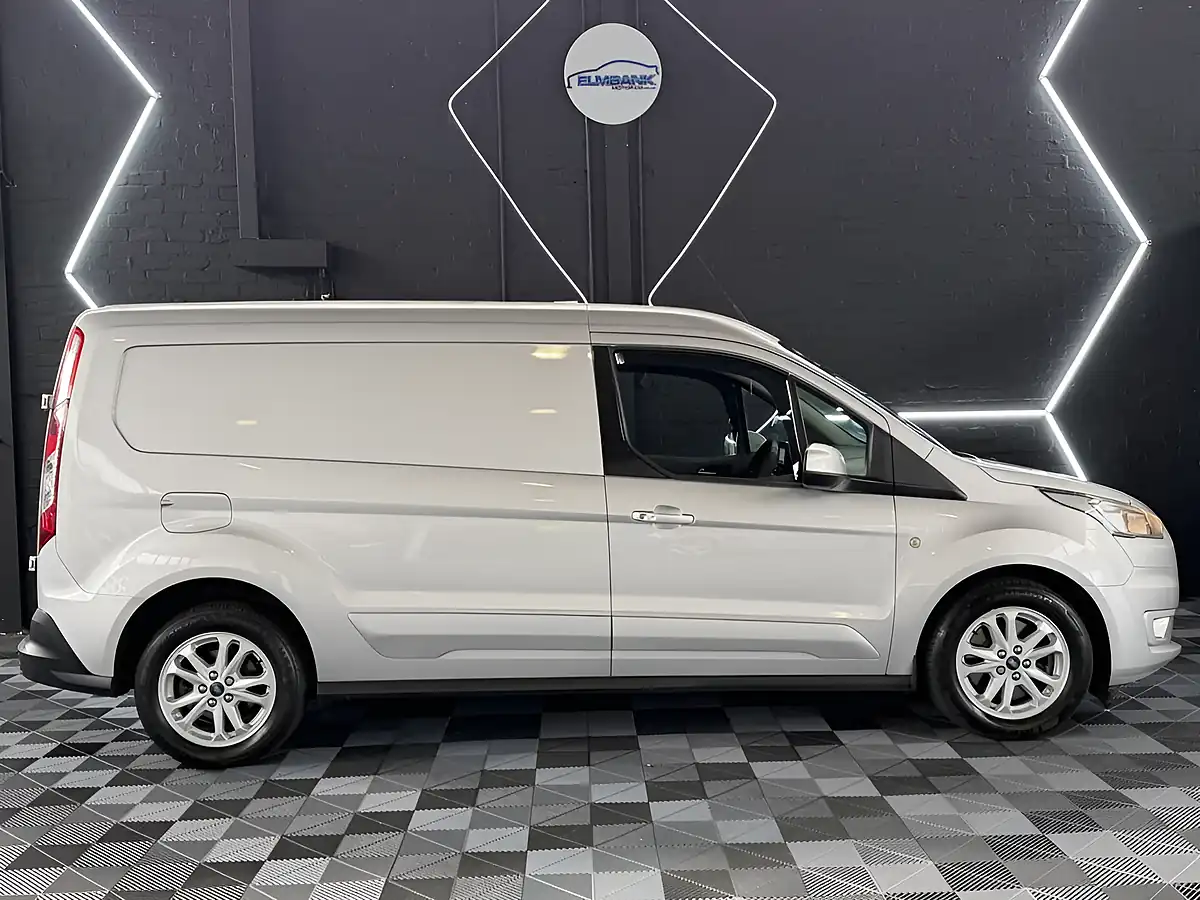 Used 2020 Ford Transit Connect Limited Silver - Interior and Exterior details 10
