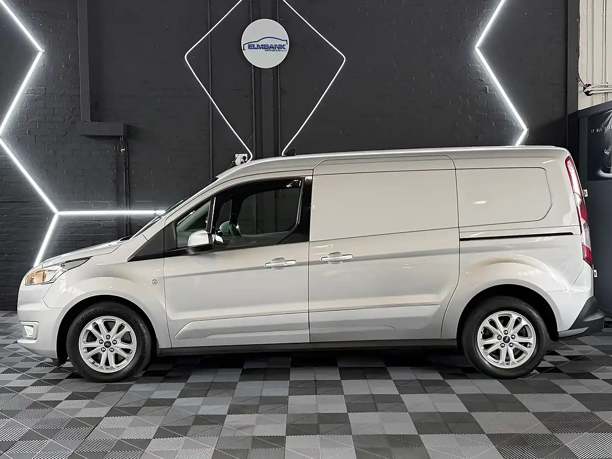 Used 2020 Ford Transit Connect Limited Silver - Interior and Exterior details 18