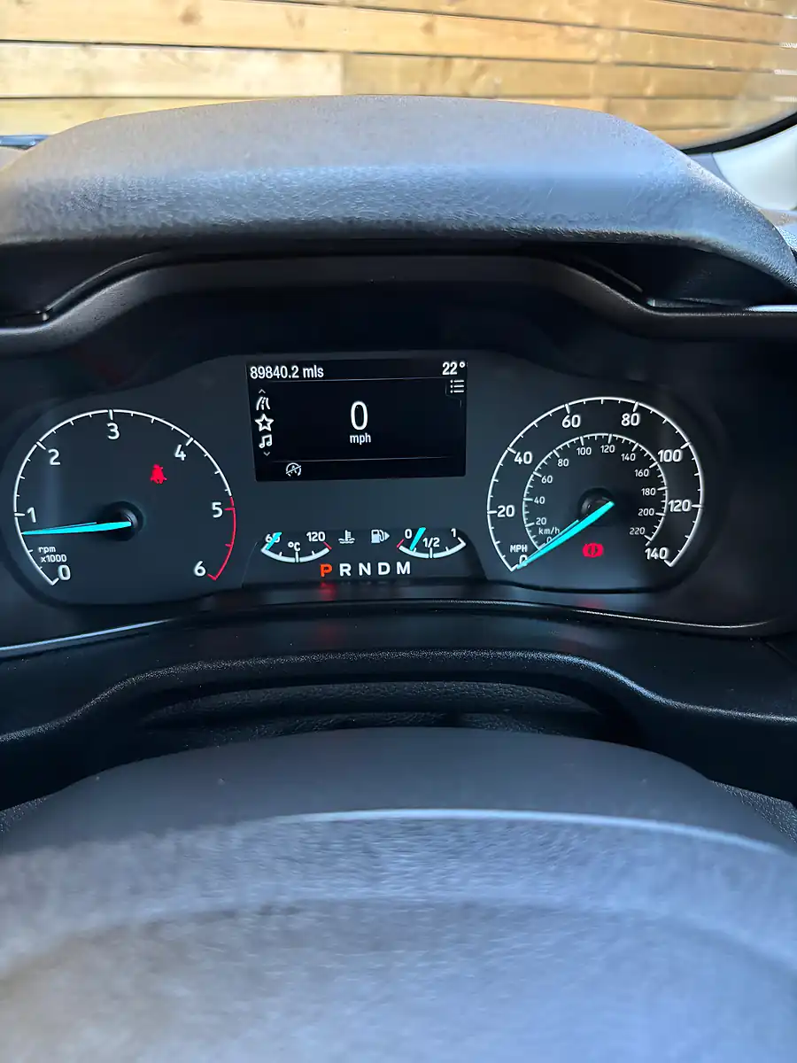 Used 2020 Ford Transit Connect Limited Silver - Interior and Exterior details 15