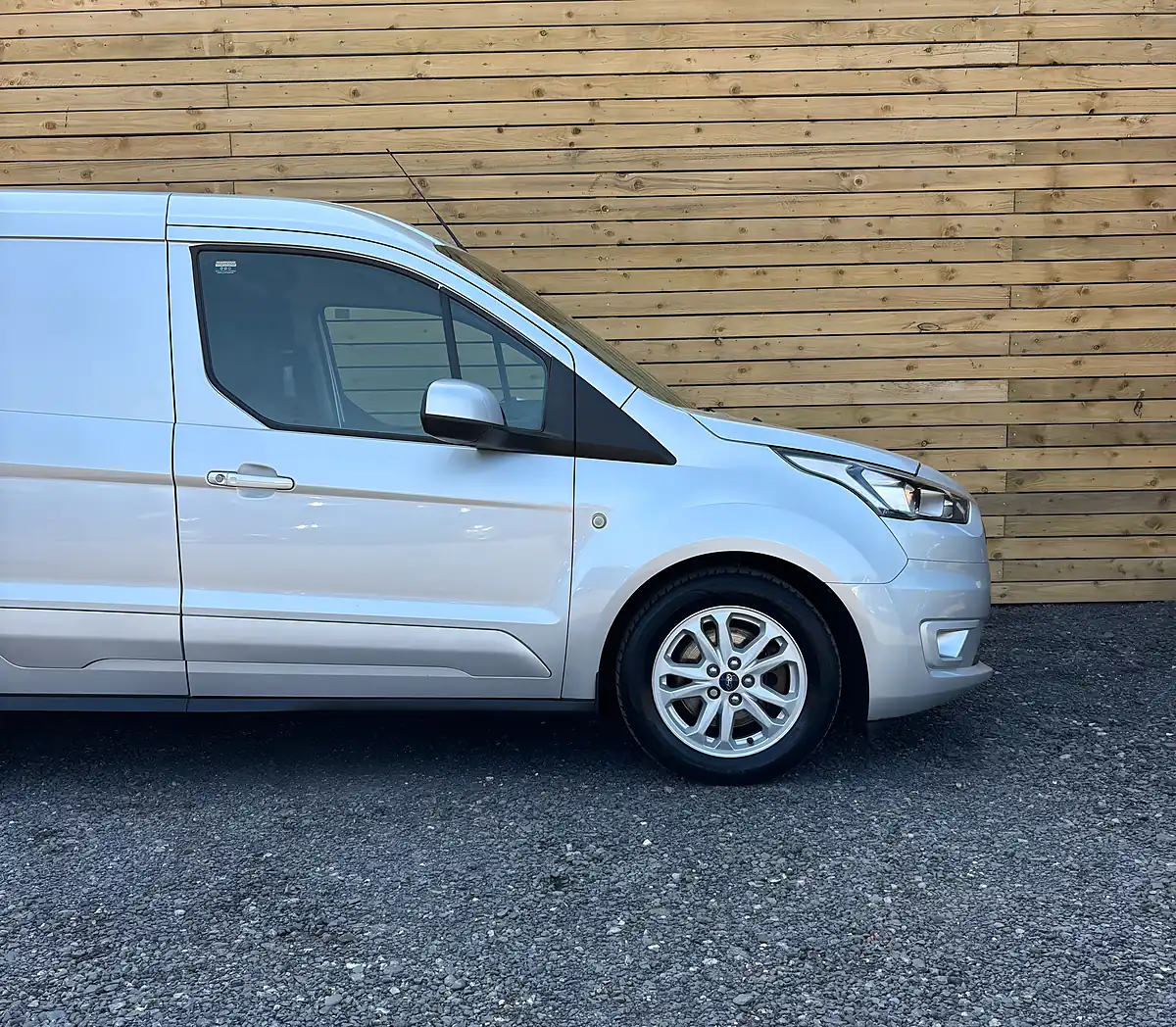 Used 2020 Ford Transit Connect Limited Silver - Interior and Exterior details 3
