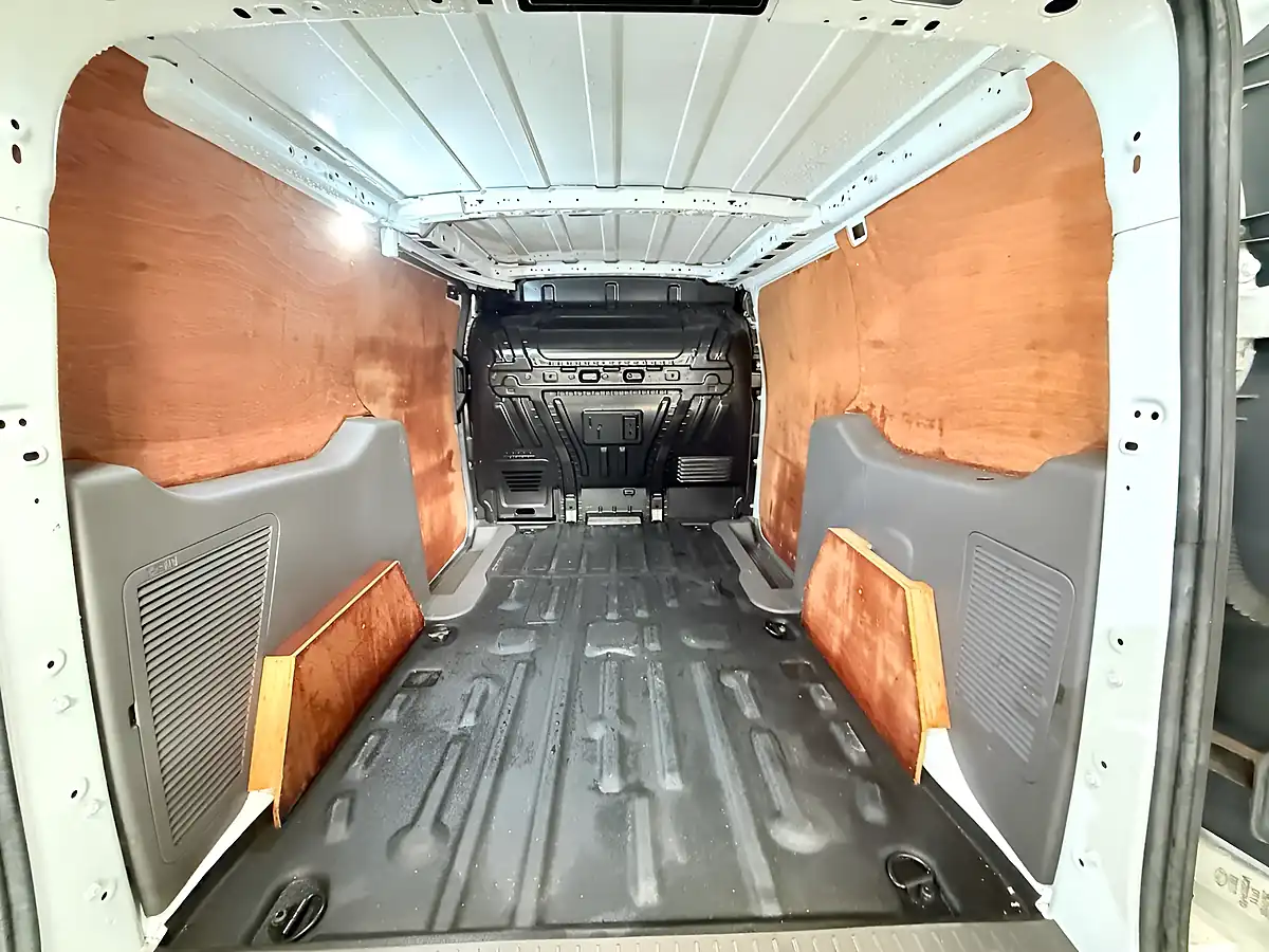 Used 2020 Ford Transit Connect Limited White - Interior and Exterior details 12