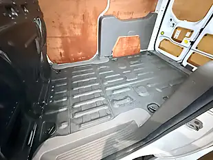 Used 2020 Ford Transit Connect Limited White - Interior and Exterior details 19