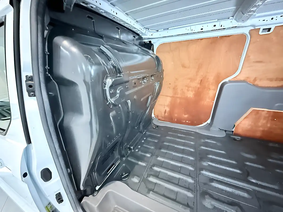 Used 2020 Ford Transit Connect Limited White - Interior and Exterior details 20
