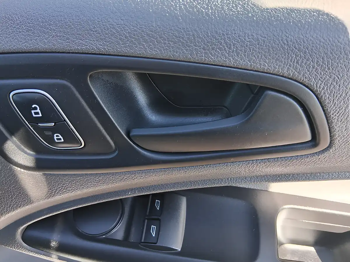 Used 2020 Ford Transit Connect Panel Van Silver - Interior and Exterior details 18