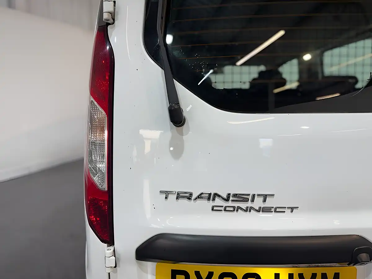 Used 2020 Ford Transit Connect Trend Crew Van Double Cab White - Interior and Exterior details 16
