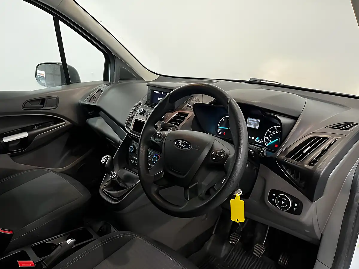 Used 2020 Ford Transit Connect Trend Crew Van Double Cab White - Interior and Exterior details 10