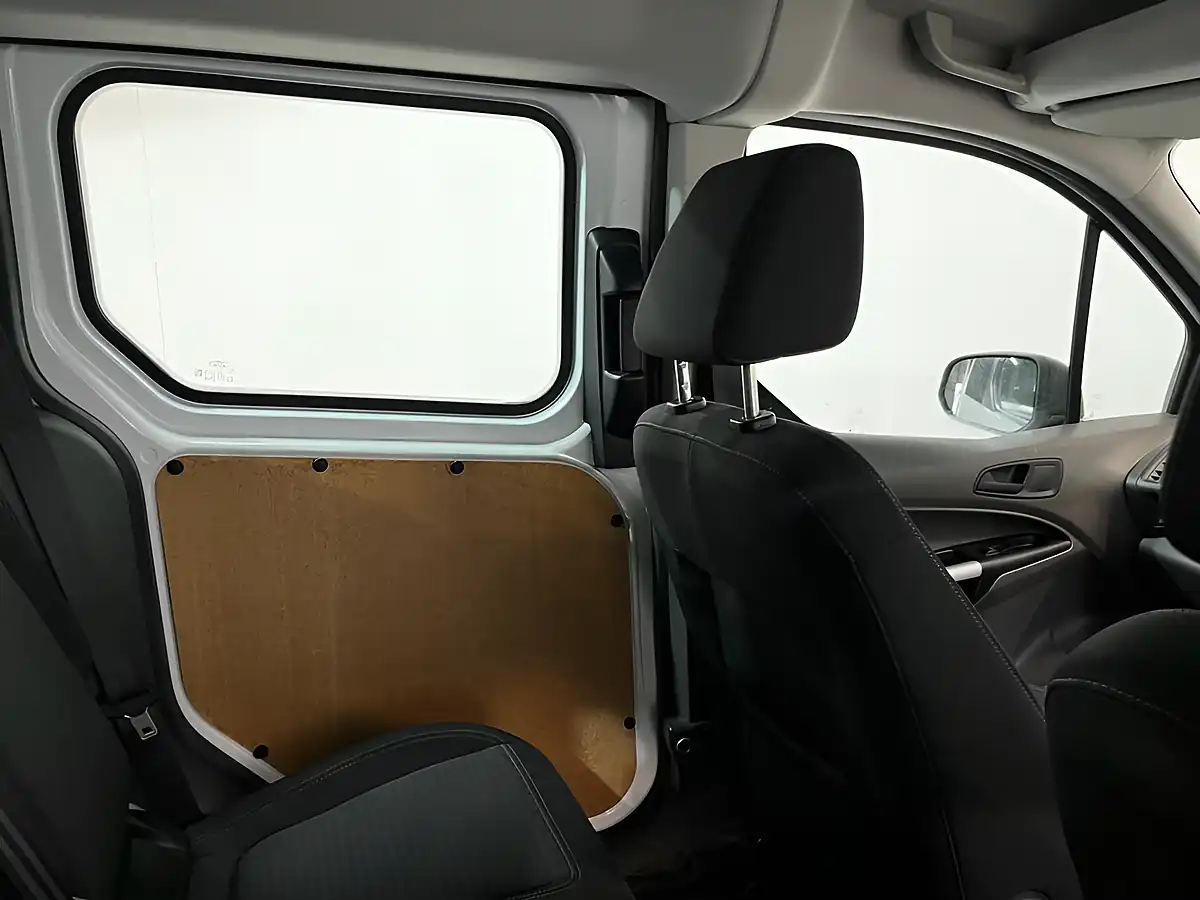 Used 2020 Ford Transit Connect Trend Crew Van Double Cab White - Interior and Exterior details 11