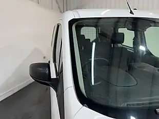 Used 2020 Ford Transit Connect Trend Crew Van Double Cab White - Interior and Exterior details 6