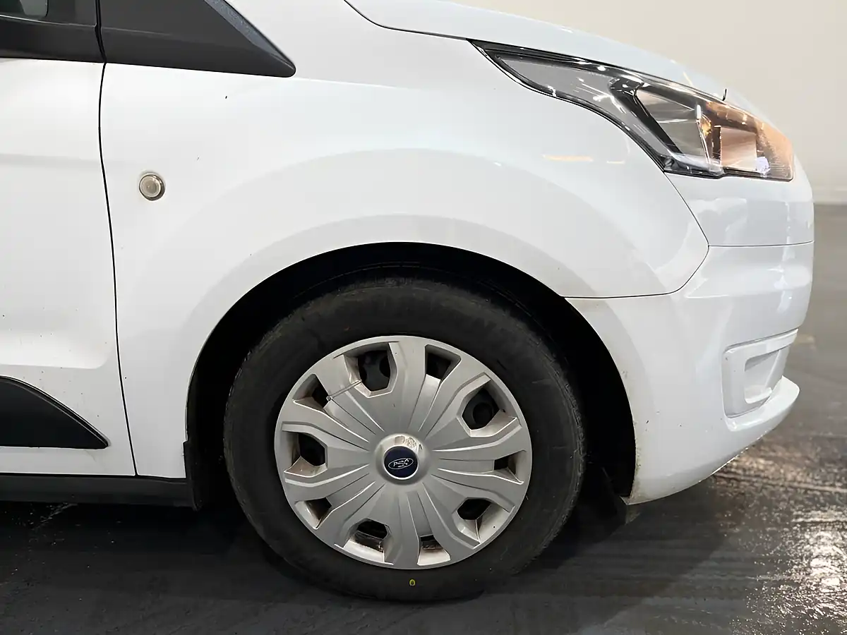 Used 2020 Ford Transit Connect Trend Crew Van Double Cab White - Interior and Exterior details 8