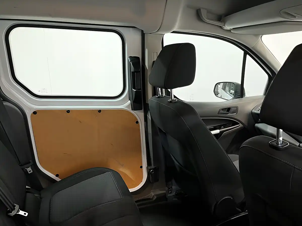 Used 2020 Ford Transit Connect Trend White - Interior and Exterior details 11