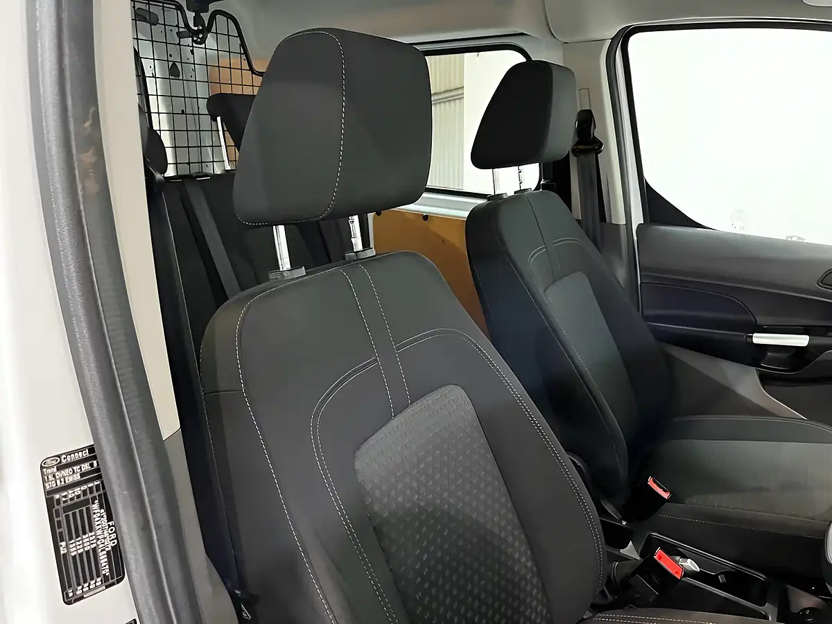 Used 2020 Ford Transit Connect Trend White - Interior and Exterior details 8