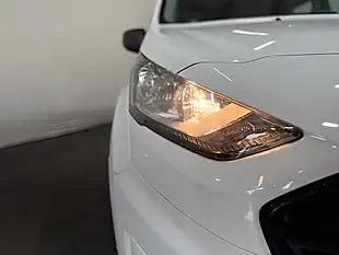 Used 2020 Ford Transit Connect Trend White - Interior and Exterior details 5