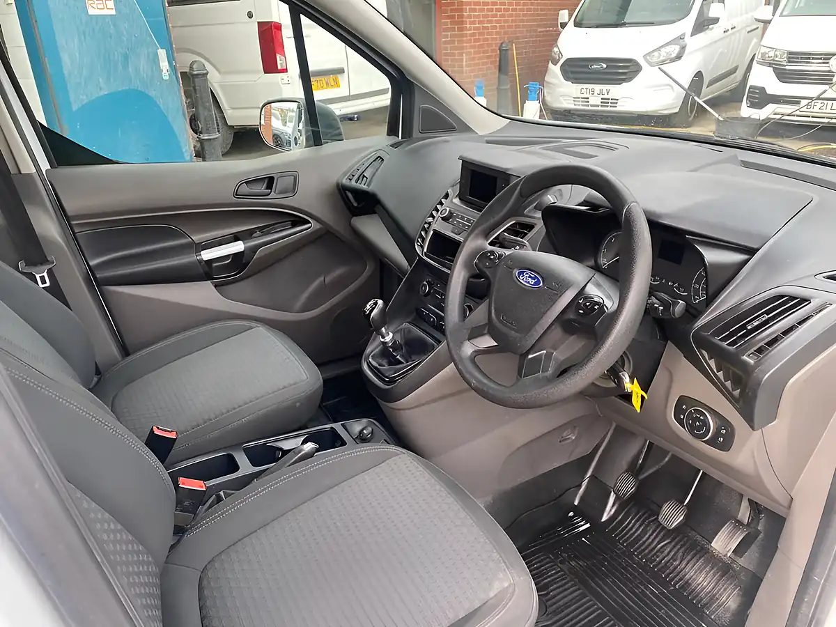 Used 2020 Ford Transit Connect Trend White - Interior and Exterior details 18