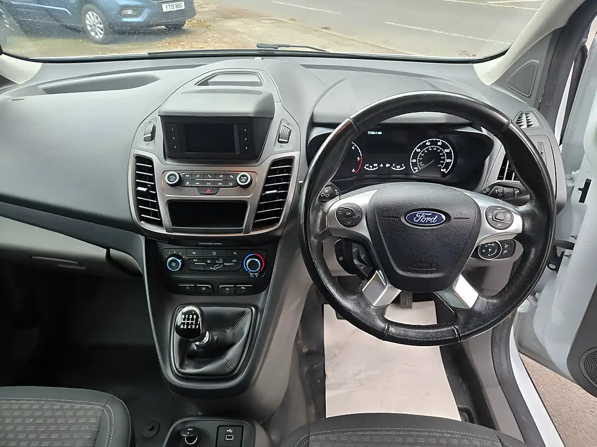 Used 2020 Ford Transit Connect Trend White - Interior and Exterior details 16