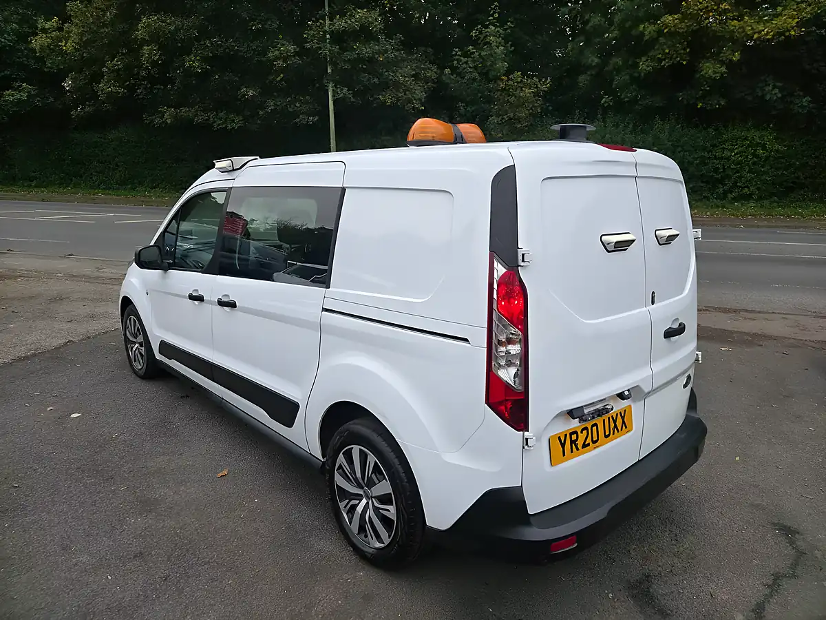 Used 2020 Ford Transit Connect Trend White - Interior and Exterior details 7