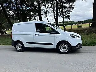 Used 2020 Ford Transit Courier Leader L1 White - Interior and Exterior details 3