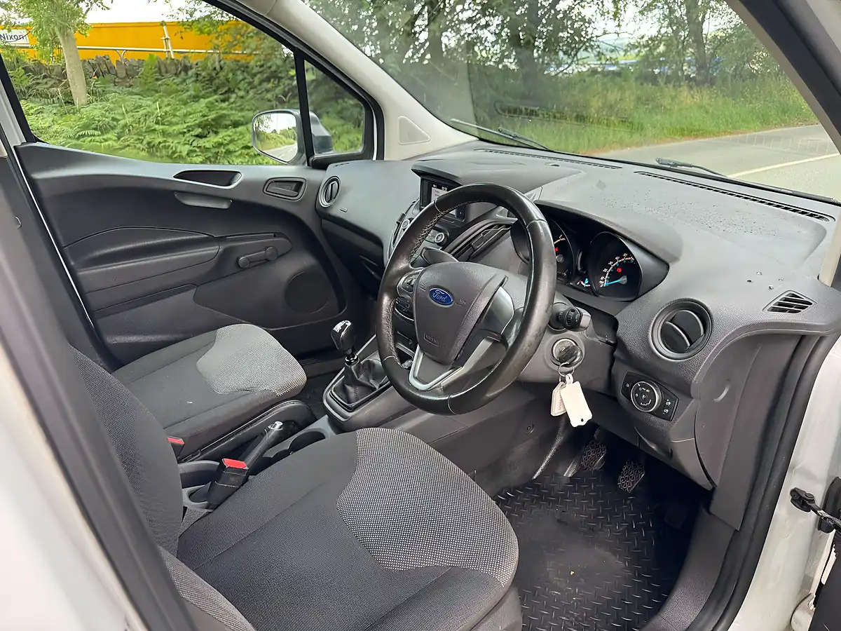 Used 2020 Ford Transit Courier Leader L1 White - Interior and Exterior details 16