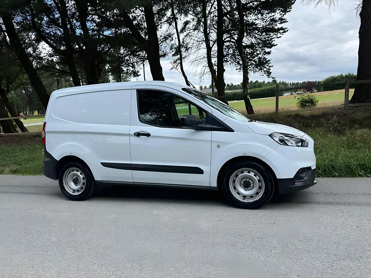 Used 2020 Ford Transit Courier Leader L1 White - Interior and Exterior details 3