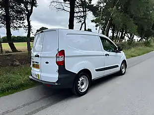 Used 2020 Ford Transit Courier Leader L1 White - Interior and Exterior details 7