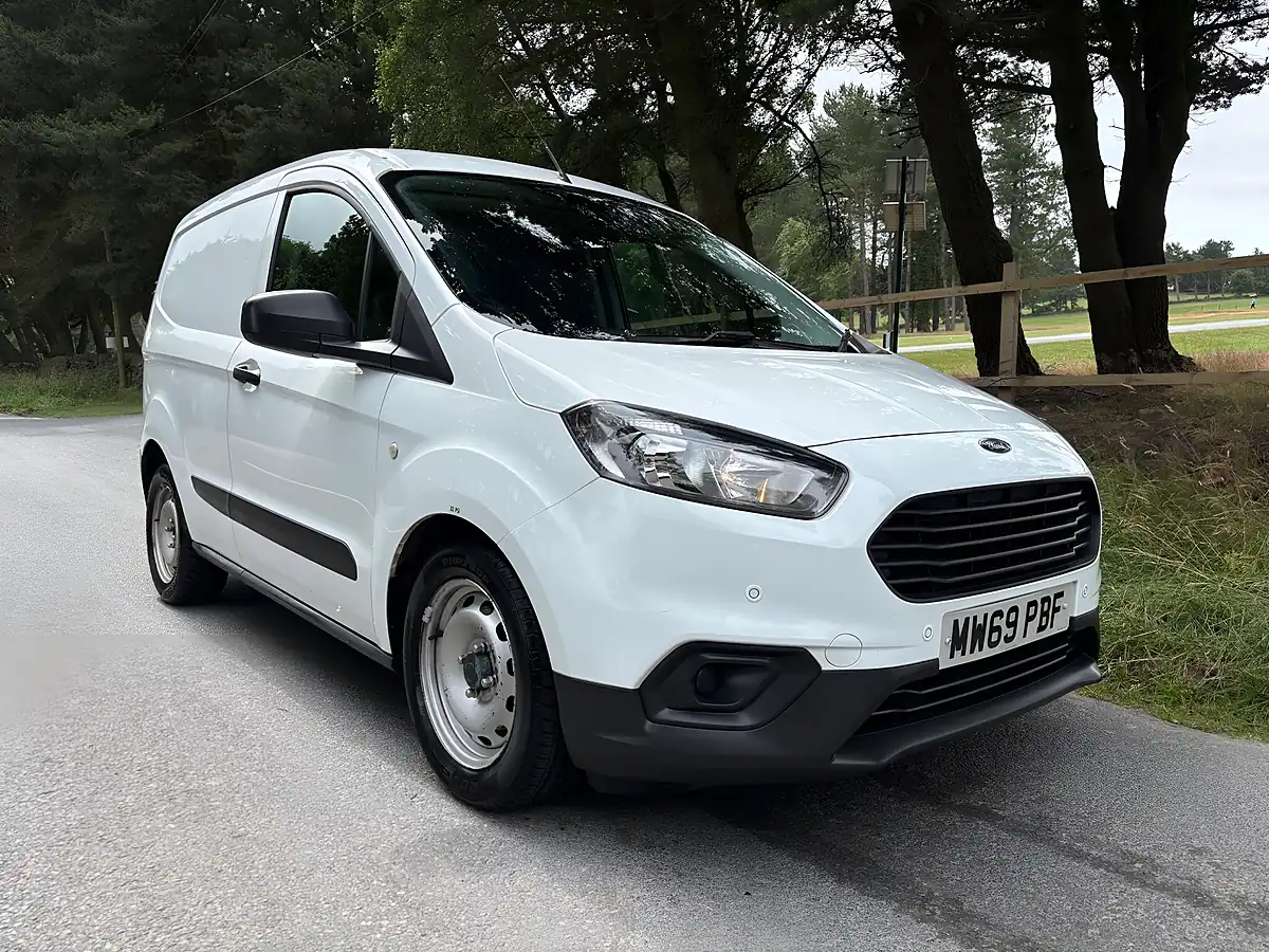Used 2020 Ford Transit Courier Leader L1 White - Front View
