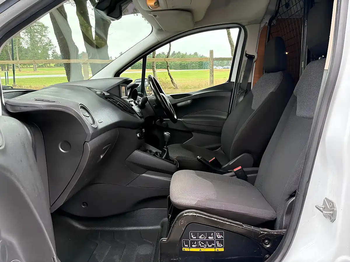 Used 2020 Ford Transit Courier Leader L1 White - Interior and Exterior details 15